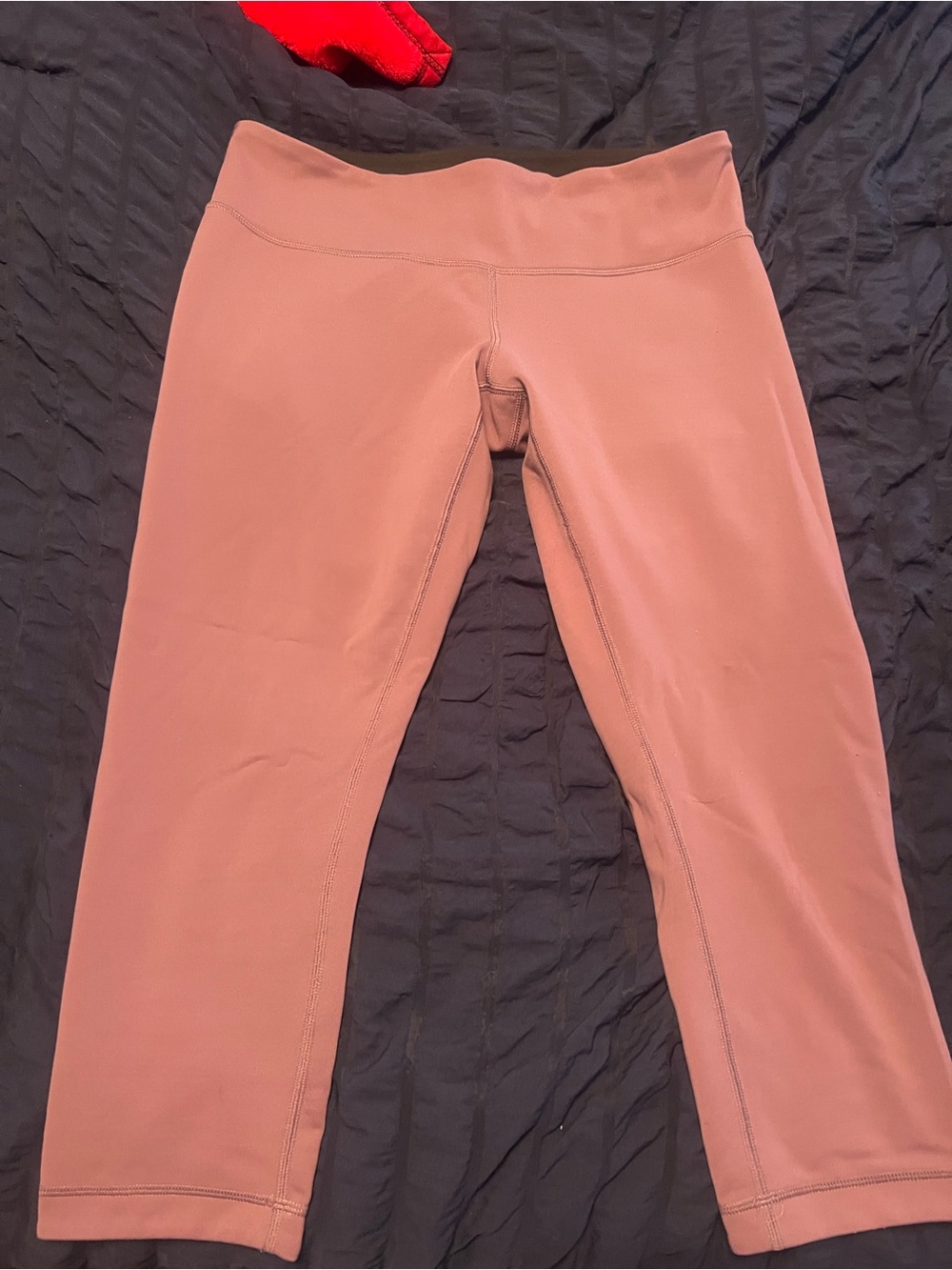 lululemon athletica Dusty Rose Capri Leggings